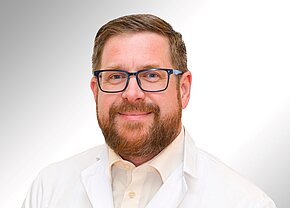 Portraitbild von Jan Štefanský  Facharzt für Orthopädie und Unfallchirurgie und Spezielle Unfallchirurgie im MVZ MedCenter Bayreuth